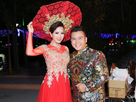 Beauty Queen Thu Hoai participates last year Ao Dai festival as a supermodel (Photo: SGGP) Beauty Queen Thu Hoai participates last year Ao Dai festival as a supermodel (Photo: SGGP)